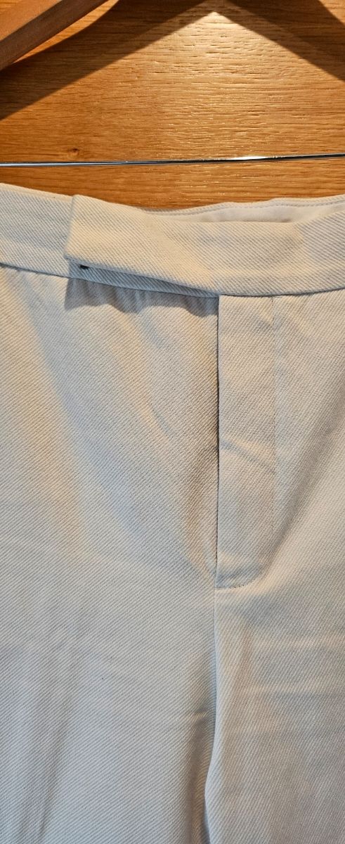 Pantalón Massimo Dutti beige