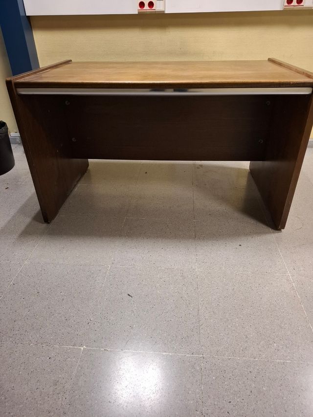 Mesa de estudio / Escritorio