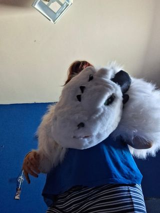 Marioneta dragón blanco