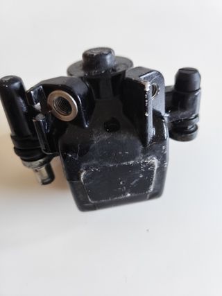 Pinza freno bloqueada para Suzuki Burgman UH125.