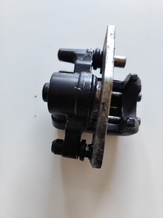 Pinza freno bloqueada para Suzuki Burgman UH125.