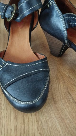 Pikolinos negros mujer -talla 39