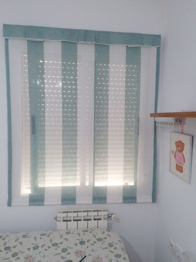 Cortinas lino blanco y verde agua