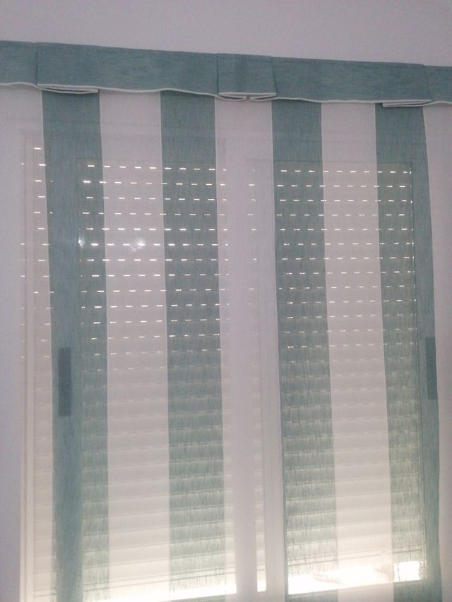 Cortinas lino blanco y verde agua