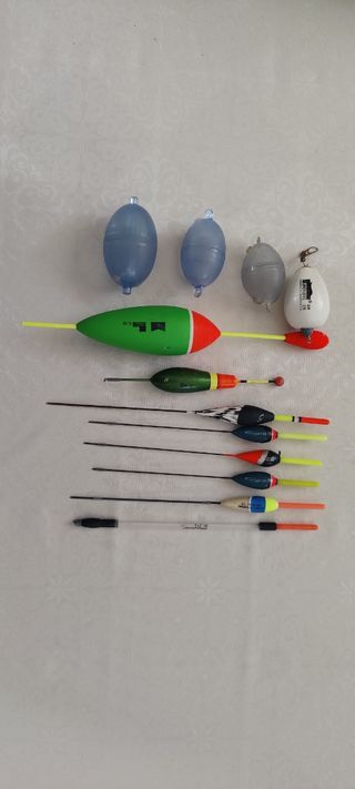 Kit Pesca: lenza, ami, fili, pimbi, galleggianti.