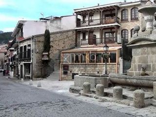 Solar en venta en Miraflores de la Sierra