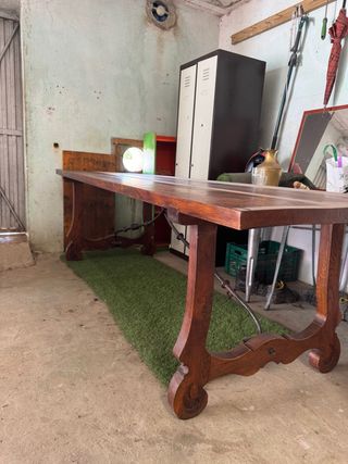 Mesa roble antigua + 2 bancos