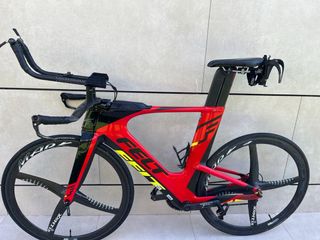 Felt IA Triatlón - Bicicleta Carbono
Talla 56