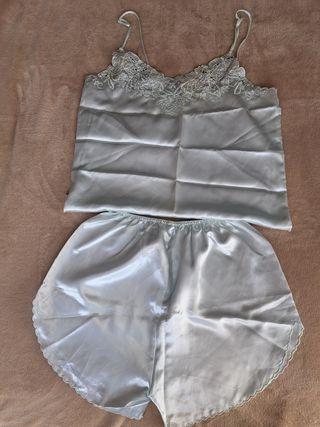 Pijama seda azul claro - 2 piezas