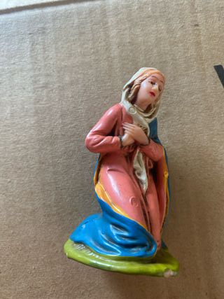 Pesebre antiguo: 8 figuras belén