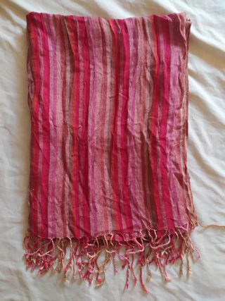 Pañuelo rayas rojas y rosas