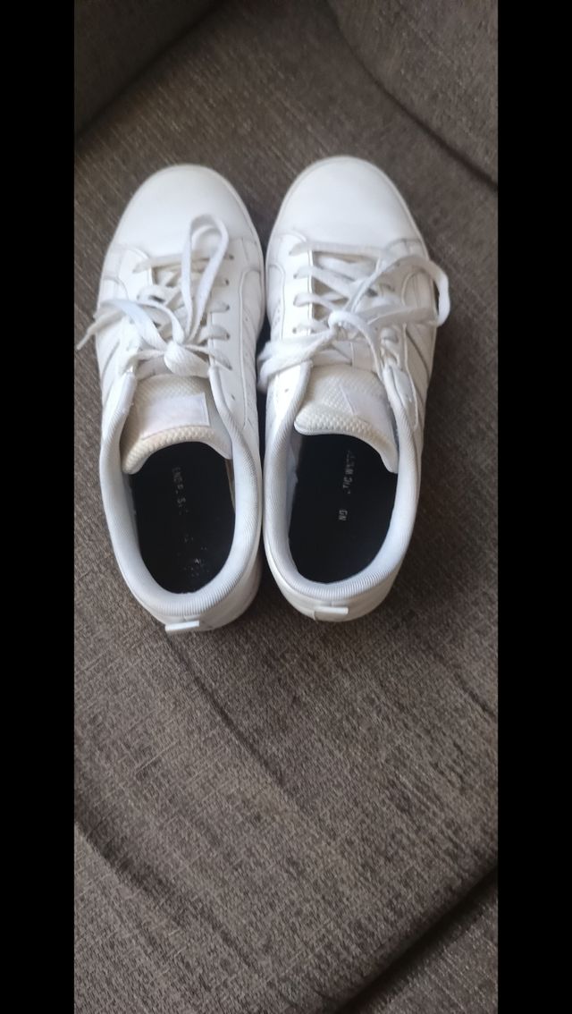 Zapatillas Adidas blancas 41.5