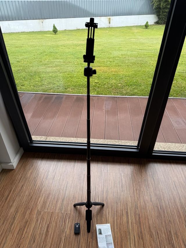 Tripé + Selfie Stick Bluetooth Yunteng