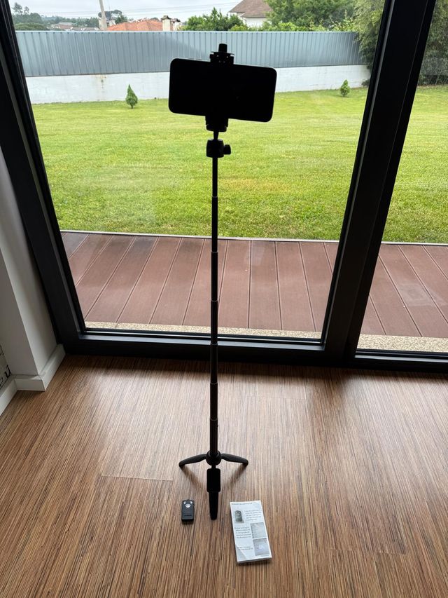 Tripé + Selfie Stick Bluetooth Yunteng