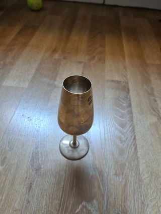Copa metalica antigua
