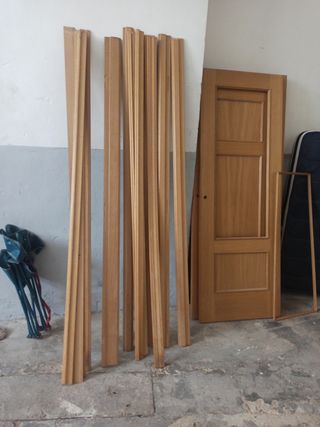 Puertas de madera nuevas