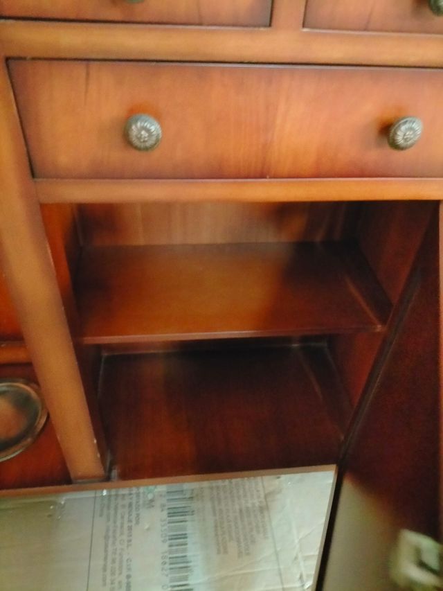 Recibidor madera marrón