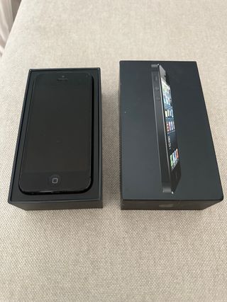 iPhone 5 nero 16GB