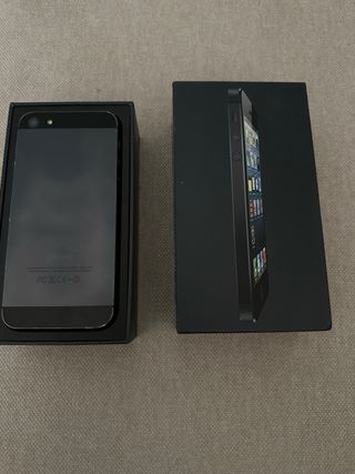 iPhone 5 nero 16GB