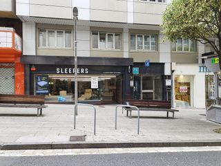 Local comercial en venta en Ensanche - Sar en Santiago de Compostela