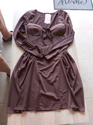 Vestido marrón manga larga