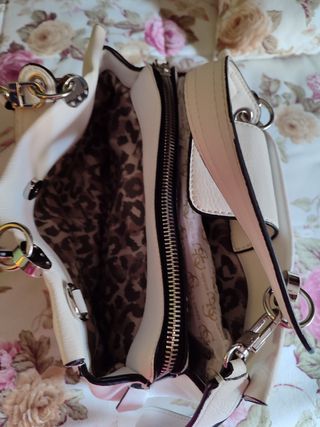 Bolso Guess blanco