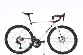 Bicicleta BH Ultralight 8.5 DI2 12V talla 54 Reacondicionada