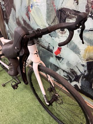 Wilier Garda: Bicicleta Carretera Carbono