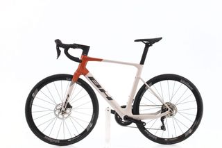 Bicicleta BH RS1 4.0 Di2 12V talla 56 Reacondicionada