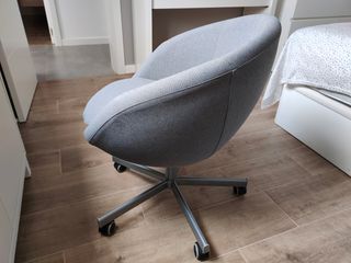 Silla giratoria IKEA SKRUVSTA gris