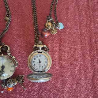 Relojes de pulsera y colgantes vintage