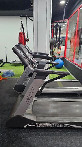 Traspaso gimnasio equipado