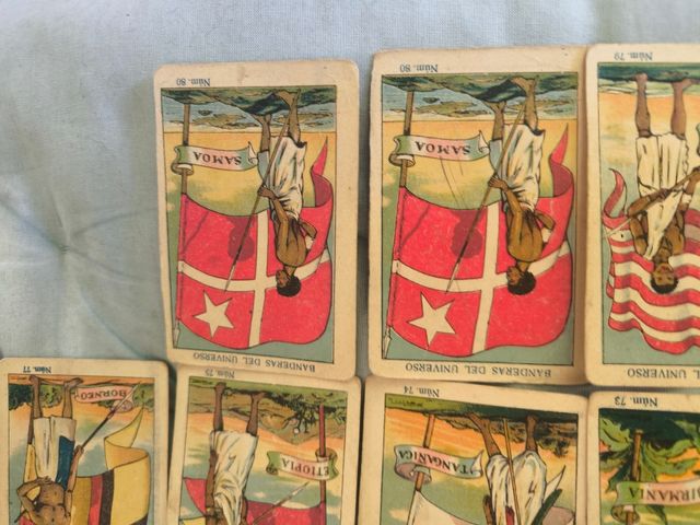 62 Cromos de la colección Banderas Universo