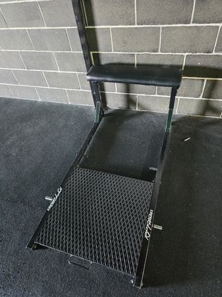 Máquina Hip Thrust