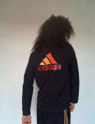 Chaqueta negra Adidas