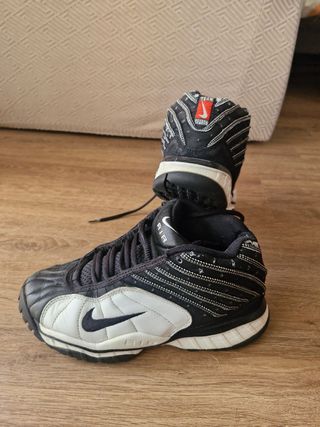 Zapatillas Nike AIR TEAM años 90 Muy raras