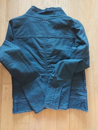 Cazadora DC verde  talla S