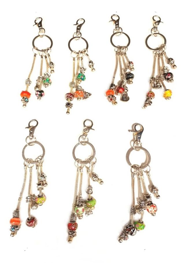 Llaveros con abalorios Charms