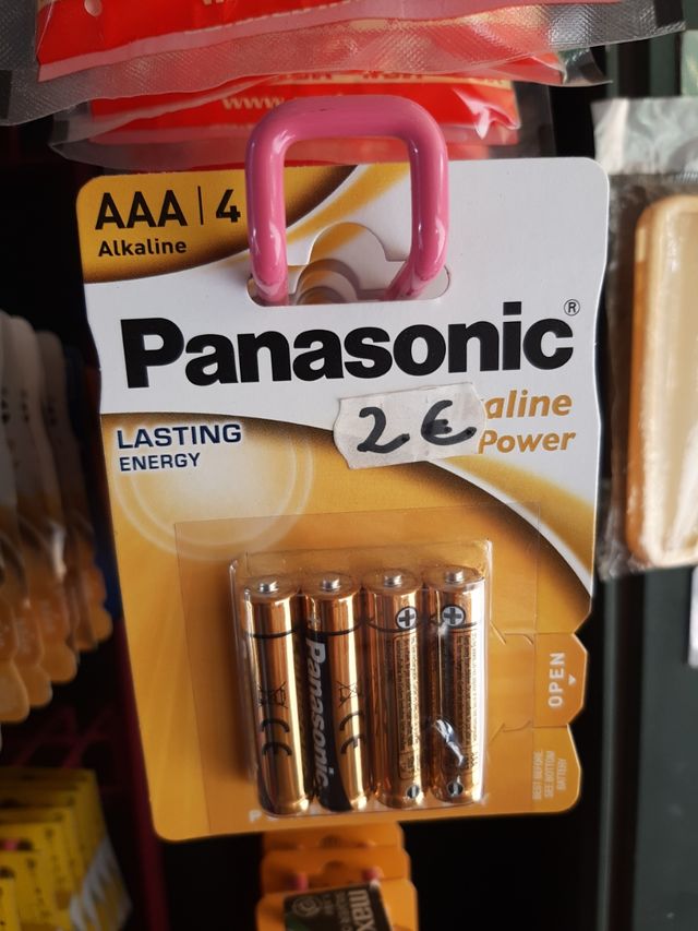 Batterie Panasonic di tutte le dimensioni.