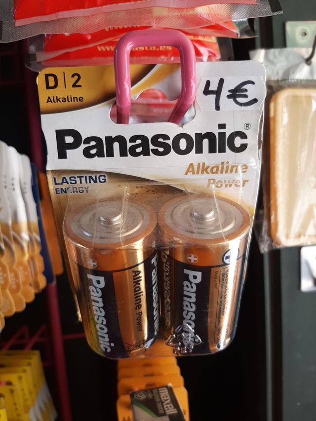 Batterie Panasonic di tutte le dimensioni.