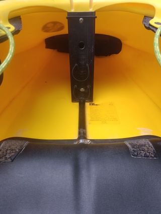 Kayak Jackson Fun amarillo aguas bravas