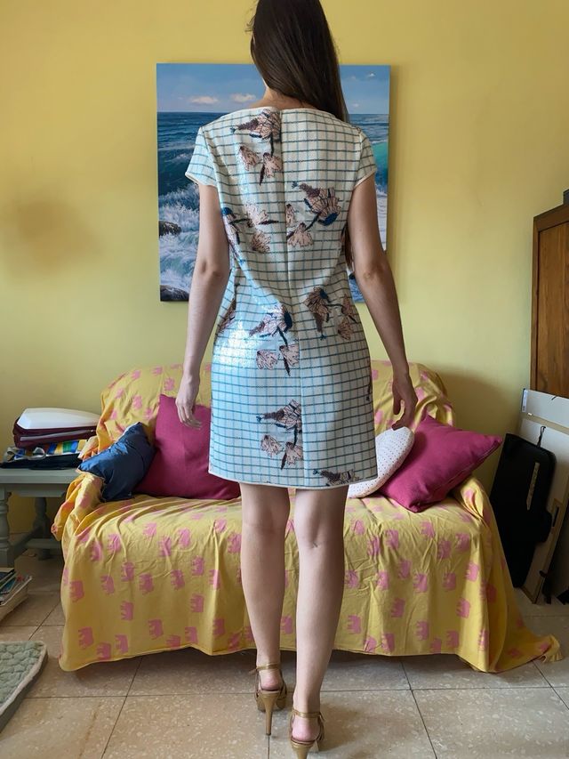 Vestido estampado lentejuelas Adolfo Domínguez