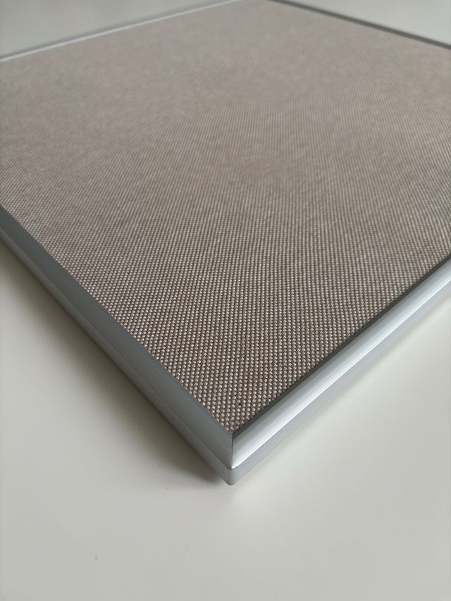 Pizarra de corcho con marco