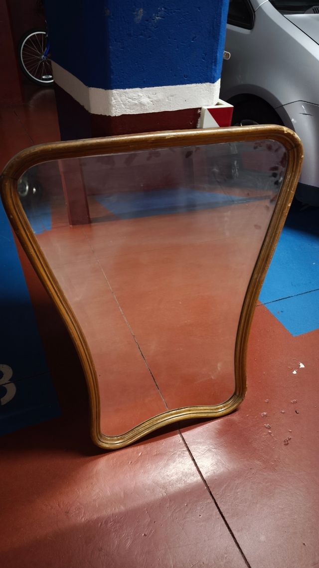 Espejo antiguo dorado