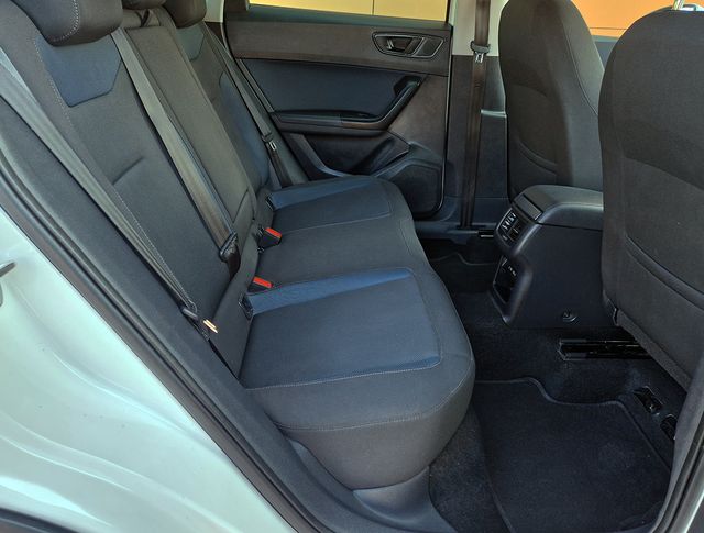 SEAT Ateca 115CV. MUY BUEN ESTADO Y MUY EQUIPADO