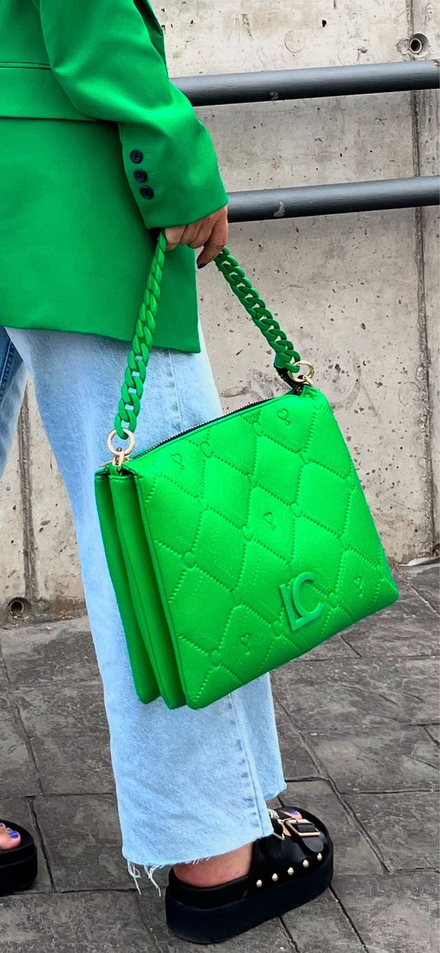 Bolso Lola Casademunt acolchado verde