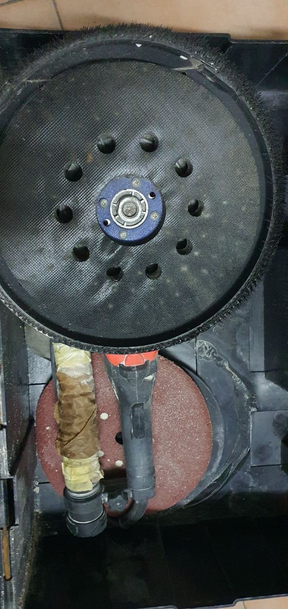 Lijadora  de pared Sagola 2520