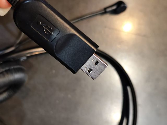 Auriculares USB con micrófono