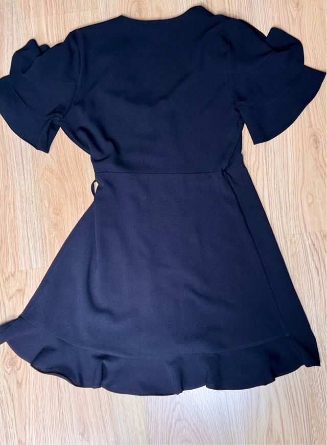 2 Vestidos verano negros. Talla M-40. Zara-Primark