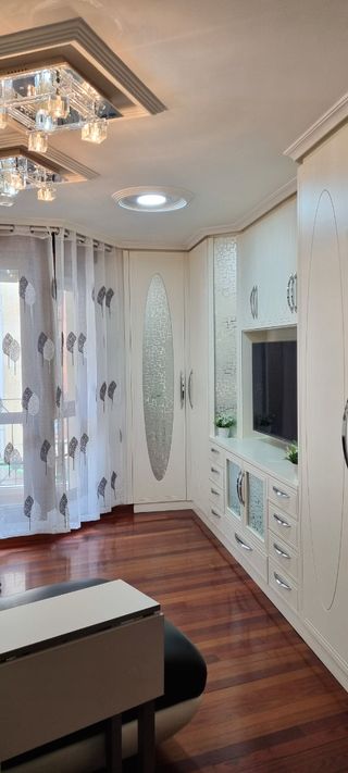 PISO VENTA CENTRO TORRELAVEGA CON BALCON Y TERRAZA